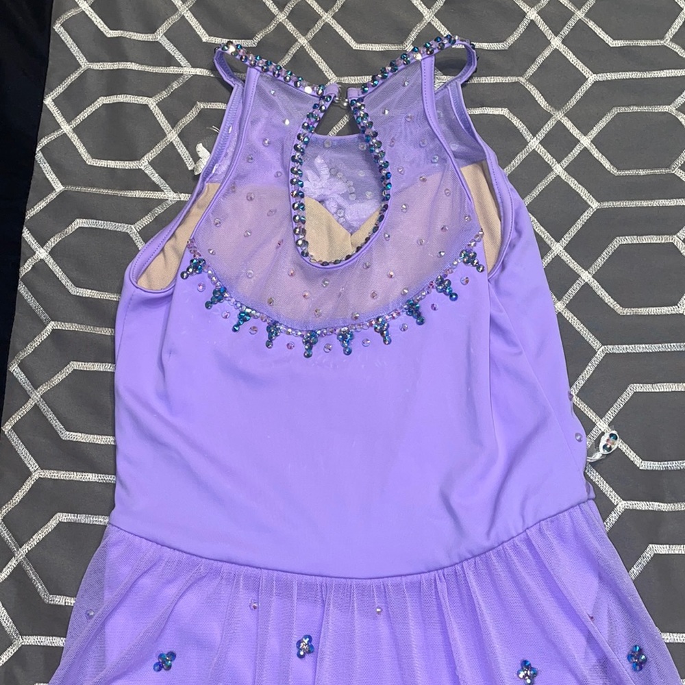 Dance Costume - Picture 5 of 10